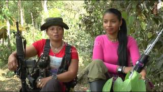 ENTREVISTA MAMÁ E HIJA GUERRILLERAS DE LAS FARC [upl. by Kreager]