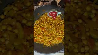 Chicken and chickpea curry highprotine cooking food foryou healthy [upl. by On]