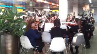 KLM Orchestra  Christmas Medley  Schiphol Amsterdam Airport  14 dec 2013 [upl. by Arvy]