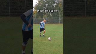 Normale Spieler vs komische Spieler im Fussball😂 fussball [upl. by Hairu]