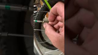 How to inflate a presta valve tire [upl. by Entroc]