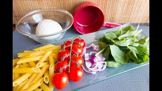 Spinach Tomato Mozzarella and Pasta Salad [upl. by Alberik]