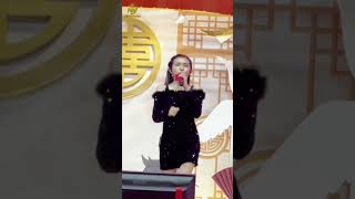 我可以抱你吗 Wo Ke Yi Bao Ni Ma Live Performance Nikenkho 许芬琪 [upl. by Airdnekal548]