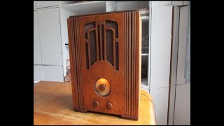 Radio de bulbos 1932 [upl. by Retsev]