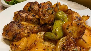 حصريا على قناتي فخاد دجاج مع بطاطا بأروع صوص بيري بيري 🌶🔥poulet sauce Periperi un délice [upl. by Eachelle]