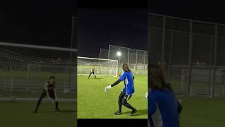 Treino goleiro  Encaixes goalkeeper training  goleiro goalkeeper impactonogol shortsvideo [upl. by Marleen]