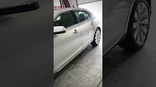 Paint correction on this 2013 Lincoln MKS detailing paintcorrection car detailingstudio [upl. by Ferna]