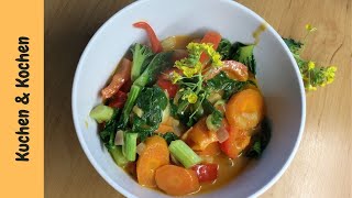 Schnelles buntes GemüseCurry mit Pak Choi  Thai Style  Vegan  Vegetarisch  Curry Rezept [upl. by Dorsman]