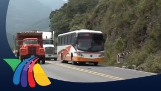 Invaden carriles en la TolucaNaucalpan [upl. by Adnilak]