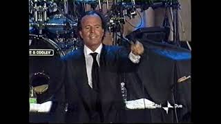 Julio Iglesias concerto in Italia 2001 [upl. by Aliwt613]