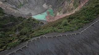 Vuelo sobre el Volcán Irazú Costa Rica drone [upl. by Akiem]