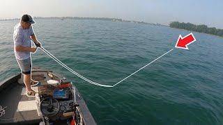 AGGRESSIVE SMALLMOUTH BASS CRANKBAIT FISHING  LAKE STCLAIR FISHING [upl. by Dinesh]