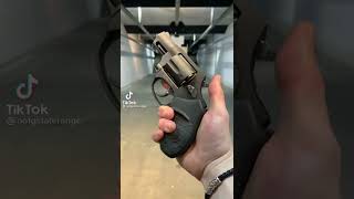 رماية بـ مسدس تورس بكره برازيلي عيار 38 سبشل  Shooting with a taurus ultra lite 38 special [upl. by Lowe653]