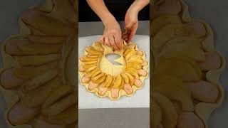 Dessert in 5 minutes Just puff pastry and apples [upl. by Babs85]