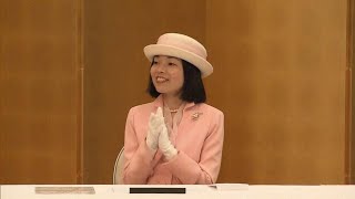 彬子さまが母校オックスフォード大学で講演へ留学生活綴られたエッセイ「赤と青のガウン」は異例のベストセラーにdrama News [upl. by Eirotal]