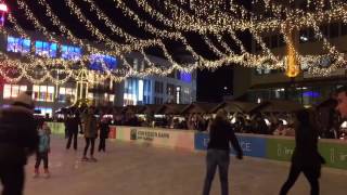 Die Eisbahn auf dem Kennedyplatz ist eröffnet [upl. by Airdnek630]