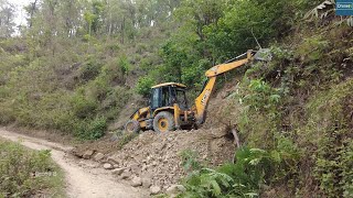 Gravelly and Dry Soil Formed Hillside Cutting with JCB Backhoe Loader [upl. by Hsara]