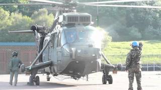 Seaking Helicopter close up landing [upl. by Yenolem]