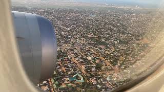 Landing in Maputo International Airport Qatar Airway Aterragem no aeroporto internacional de Maputo [upl. by Yrtnej]