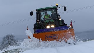 Schneeschieben 2017 mit John Deere  Winterdienst 2017 [upl. by Shapiro]