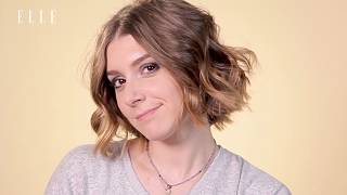 Cómo ondular el pelo corto  Tutorial  Elle España [upl. by Srednas774]