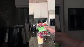 Strawberry Apple Smoothie smoothierecipes foryou strawberry shorts apple smoothies asmr pink [upl. by Hodgkinson]