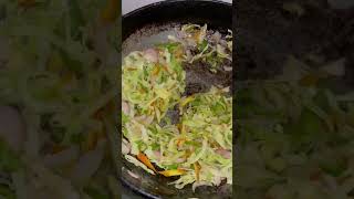 Veg Hakka noodles masti se banao aur khub saara khao trending explore noodles chowmein shorts [upl. by Anallise102]