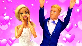 San Valentino Barbie sposa e momenti romantici Video con i giocattoli Barbie Giochi per bambini [upl. by Junia]