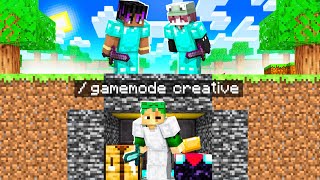 Minecraft Manhunt but i SECRETLY used CREATIVE mode😈 [upl. by Abbi766]