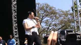 PSY Gangnam Style Live in Penang for CNY fancam 110213 [upl. by Yerxa]