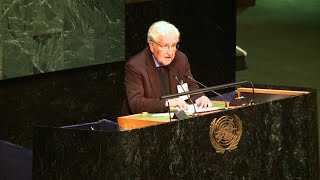 In UN Speech Noam Chomsky Blasts United States for Supporting Israel Blocking Palestinian State [upl. by Sivel684]