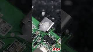 Efficient drag solderingdesoldering of SMD noclean soldering paste 9530 [upl. by Nassi]