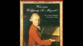 25 Larghetto Mozart Divertimento IV KV439b [upl. by Aihsekyw]