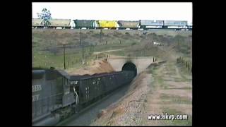 15 engines on a loaded Southern Pacific coal train on Tehachapi Loop [upl. by Henarat348]