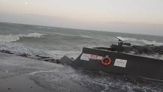 Tempête Ciara  lassaut des vagues à BlainvillesurMer [upl. by Haley]