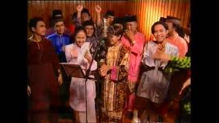 Nyanyian Ramai  Warna Warni Aidilftri Official Music Video [upl. by Carlota592]