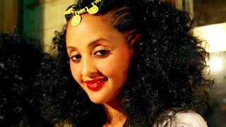 kahasay Tsegaye  Emuashiteyeእሟሺተይ  Ethiopian Music 2018Official Video [upl. by Adnolrehs951]