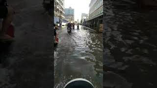 Watch the motorbike ride through the flood in Poipet village Banteay Meanchey province [upl. by Jarek]