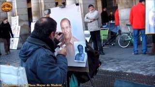 Caricaturas en la Plaza Mayor de Madrid pintores autorizados [upl. by Sidell]