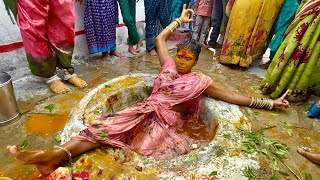 Jogini Anuradha patancheruvu Yellama Landhe pravesham  Yellama Landhe pravesham yellamalandhe [upl. by Oisangi]