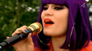 Jessie J Price Tag acoustic at 4music Vavi [upl. by Amapuna]