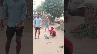 Chappal pahne aur chalo chappal pahne aur chalo 🤣🤣🤣 funny comedy video [upl. by Acey451]