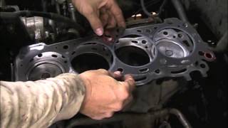 John Scharnhorst Johnny5ive How to Install a cylinder head [upl. by Homovec]