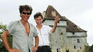 Igor et Grichka Bogdanoff  à quoi ressemble leur château dans le Gers tombé en ruines [upl. by Ferrell383]