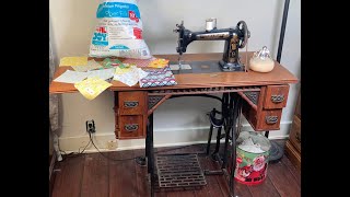 Wheeler amp Wilson No 9 Treadle Sewing Machine 1890 Can I Make a Puff Quilt [upl. by Jordon437]