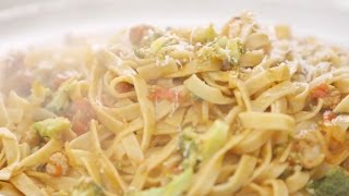 〈奧利佛上菜〉家常番茄香腸義大利麵 │Sausage Pasta │Jamie Oliver [upl. by Asilehc]