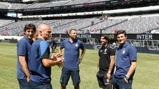 Banega y Zanetti en el MetLife Stadium [upl. by Enetsirk]