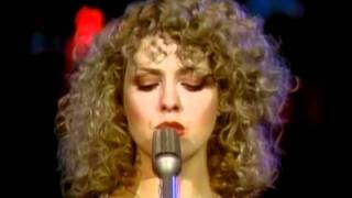 Bernadette Peters Pearls A Singer [upl. by Tut]