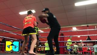 Nieky Holzkens son Geraldo pads training with Days Gym TeamHolzken [upl. by Kerek]